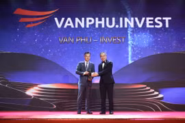 Văn Phú - Invest được vinh danh Doanh nghiệp xuất sắc châu Á tại lễ trao giải APEA 2022