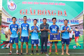 Giải Bóng tranh cúp Hội Nhà báo thành phố Đà Nẵng: Thắt chặt mối quan hệ giao lưu, đoàn kết