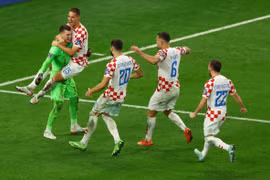 Sút luân lưu kém cỏi, Nhật Bản ngậm ngùi nhìn Croatia vào tứ kết World Cup 2022
