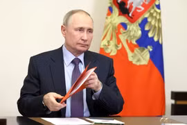 Tổng thống Nga Putin ký luật chống 'tuyên truyền LGBT'