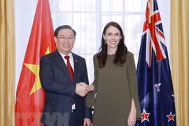 Chủ tịch Quốc hội đề nghị New Zealand xem xét gỡ bỏ rào cản thương mại
