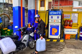 Cấm tích trữ xăng dầu để bán lại kiếm lời