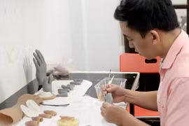 Chế tạo chân tay giả, nối dài ước mơ cho người khiếm khuyết