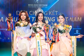 Nguyễn Thanh Hà- Nữ sinh đến từ Bến Tre- đăng quang Hoa hậu Môi trường Việt Nam mùa đầu tiên