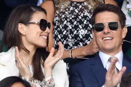 Tom Cruise chia tay bạn gái kém 20 tuổi