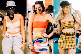 Xu hướng thời trang Crochet và Y2K khuấy đảo lễ hội âm nhạc Coachella 2022