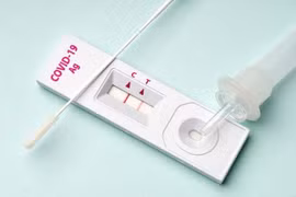 F0 không triệu chứng có nên sử dụng thuốc?