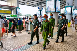 Hà Nội: Kịp thời giải tỏa hành khách tại sân bay Nội Bài, tránh ùn tắc
