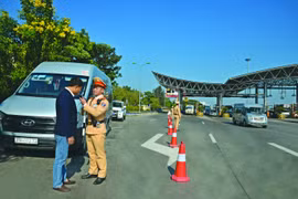 Bộ Công an chỉ đạo xử lý mạnh tay những người uống rượu bia vẫn lái xe
