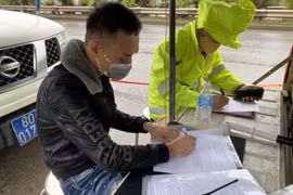 Lái xe dương tính với ma tuý bị phát hiện trên cao tốc Hà Nội- Thái Nguyên