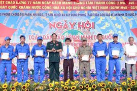 Xây dựng thế trận an ninh nhân dân gắn với nền quốc phòng toàn dân