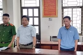 Ăn tiền phòng chống dịch tả lợn, Chủ tịch UBND xã và cấp dưới bị khởi tố
