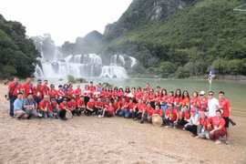 Du lịch nội địa đạt gần 100 triệu lượt, khách quốc tế tăng mạnh trong tháng 11