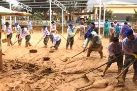 Xem xét kỷ luật 3 lãnh đạo liên quan tiền, hàng cứu trợ lũ lụt