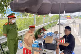 Phát hiện tài xế điều khiển ô tô, dương tính với ma tuý trên cao tốc Pháp Vân - Cầu Giẽ