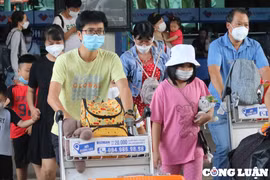 Ngày cuối nghỉ lễ 2/9: Sân bay Tân Sơn Nhất đón hàng trăm nghìn khách trở lại TP. HCM