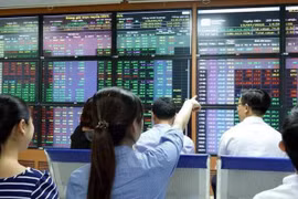 Cổ phiếu chứng khoán nổi sóng, Vn-Index tăng vọt hơn 17 điểm