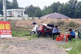 Giá đất nền giảm "không phanh", bài học đắt giá cho nhà đầu tư đu theo "sóng"