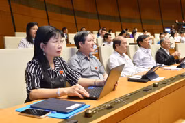 Quốc hội quyết nghị, từ ngày 1/7/2023 sẽ tăng lương cơ sở lên 1,8 triệu đồng