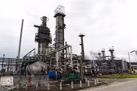 Khoảng 95% sản lượng dầu mỏ Nigeria đột nhiên “không cánh mà bay”
