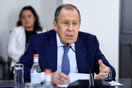 Ngoại trưởng Nga Sergey Lavrov đến thăm Việt Nam