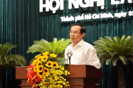 Bí thư TP. HCM: Cần khắc phục tình trạng 'hứa mà không làm hoặc làm không đúng lời hứa'