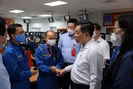 Cần đột phá xây dựng hạ tầng và đào tạo nhân lực dầu khí chất lượng cao