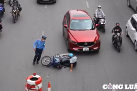 Hà Nội: Vẫn còn bất cập khi thí điểm phân làn phương tiện đường Nguyễn Trãi