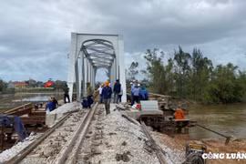 Nhiều dự án giao thông trọng điểm đường bộ, đường sắt “lùi tiến độ”