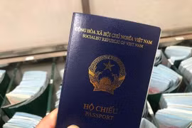 Bộ Công an sẽ bổ sung nơi sinh vào hộ chiếu mẫu mới