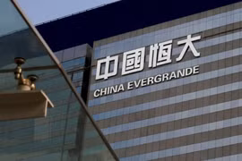 Các giám đốc cấp cao của China Evergrande từ chức sau bê bối tài chính