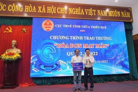 Cục Thuế tỉnh Thừa Thiên Huế trao thưởng “Hóa đơn may mắn”