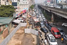 Đề xuất điều chỉnh, tổ chức lại giao thông trên đường Nguyễn Xiển