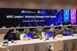 APEC cam kết thúc đẩy thương mại và giải quyết các thách thức kinh tế