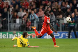 Thắng Inter 2-0, Bayern vào vòng 1/8 Champions League với kỷ lục toàn thắng