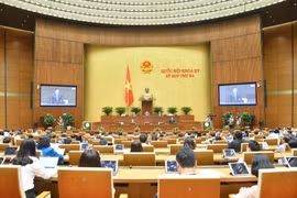Quốc hội thảo luận về thí điểm mô hình tổ chức lao động, dạy nghề cho phạm nhân ngoài trại giam