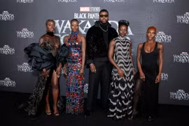 Cảnh nhạy cảm giữa 2 nhân vật nữ trong 'Black Panther 2' bị cắt ở Kuwait