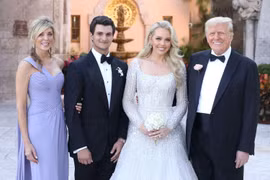 Cựu Tổng thống Mỹ Donald Trump tập luyện trước lễ cưới của con gái  