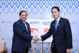 Thủ tướng Chính phủ Phạm Minh Chính gặp Thủ tướng Nhật Bản Kishida Fumio