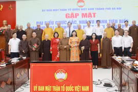 Hà Nội tổ chức gặp mặt đại biểu chức sắc, nhà tu hành tiêu biểu nhân Đại lễ Phật đản Phật lịch 2566