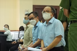 Hoãn phiên tòa phúc thẩm xét xử cựu Phó Bí thư TP. HCM Tất Thành Cang