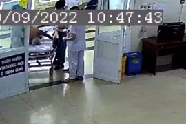 TP. HCM: Cứu người đàn ông bị mắc nghẹn bánh Trung thu