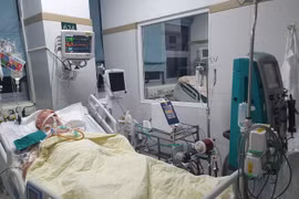 Cứu sống bệnh nhân người Bỉ mắc căn bệnh gần như đã bị xóa sổ ở Việt Nam