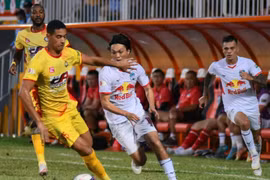 Thắng Thanh Hóa 2-0, HAGL vươn lên xếp thứ 2 BXH V.League 2022