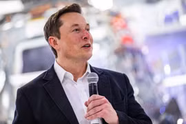 Elon Musk than thở về tỷ lệ sinh giảm: 'Nếu không có đủ người cho trái đất, thì cũng không đủ cho sao hỏa'