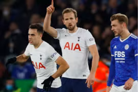 Tottenham ngược dòng thắng Leicester ở phút bù giờ