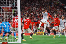 Thắng Liverpool 2-1, Man Utd có 3 điểm đầu tiên tại Ngoại hạng Anh