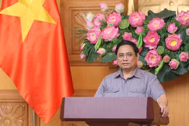 Thực hiện công nghiệp hóa, hiện đại hóa đất nước là nhiệm vụ trọng tâm, xuyên suốt của cả hệ thống chính trị