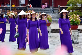 Thừa Thiên Huế: Miễn phí vé tham quan di tích đối với phụ nữ mặc áo dài