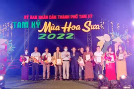 Tưng bừng khai mạc Lễ hội 'Tam Kỳ - Mùa Hoa Sưa 2022'